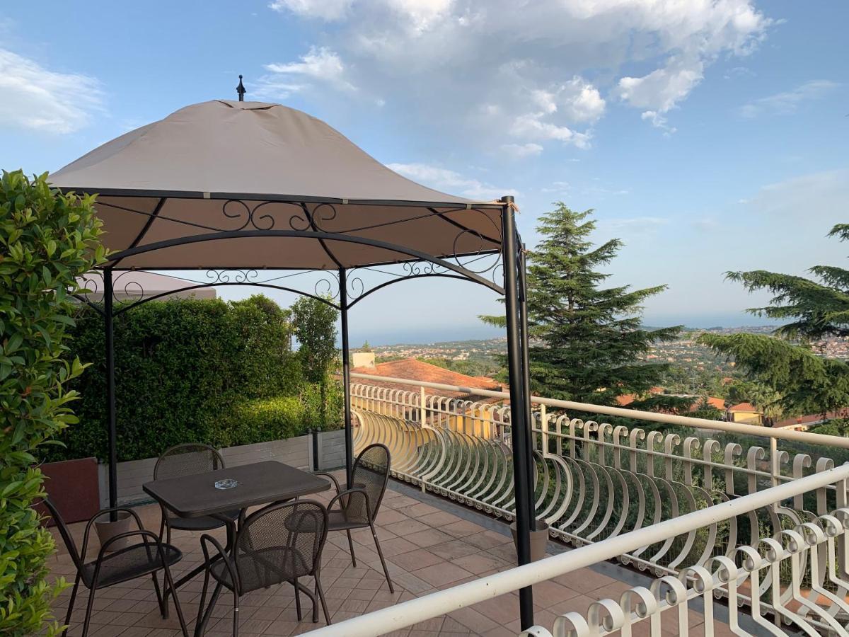 Etna Royal View Aparthotel Trecastagni Exteriör bild