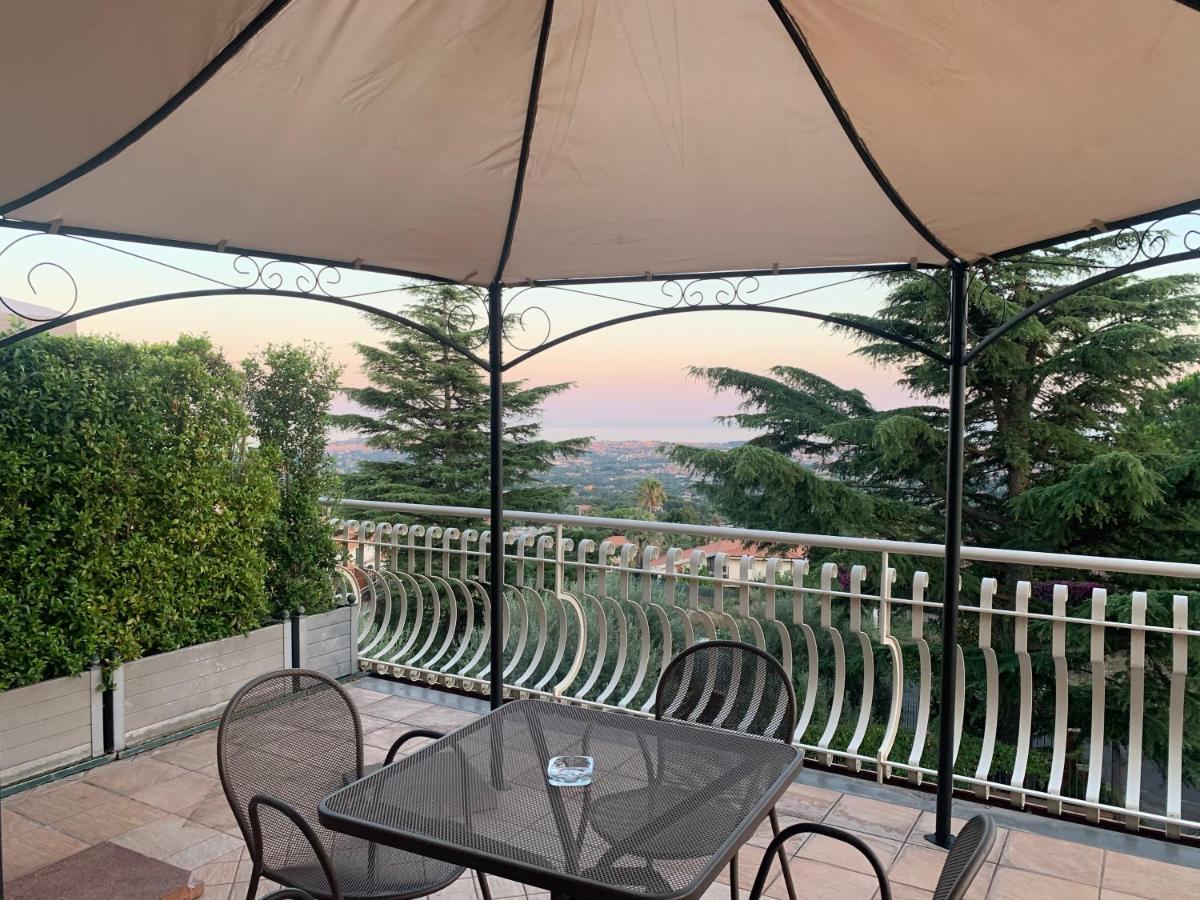 Etna Royal View Aparthotel Trecastagni Exteriör bild