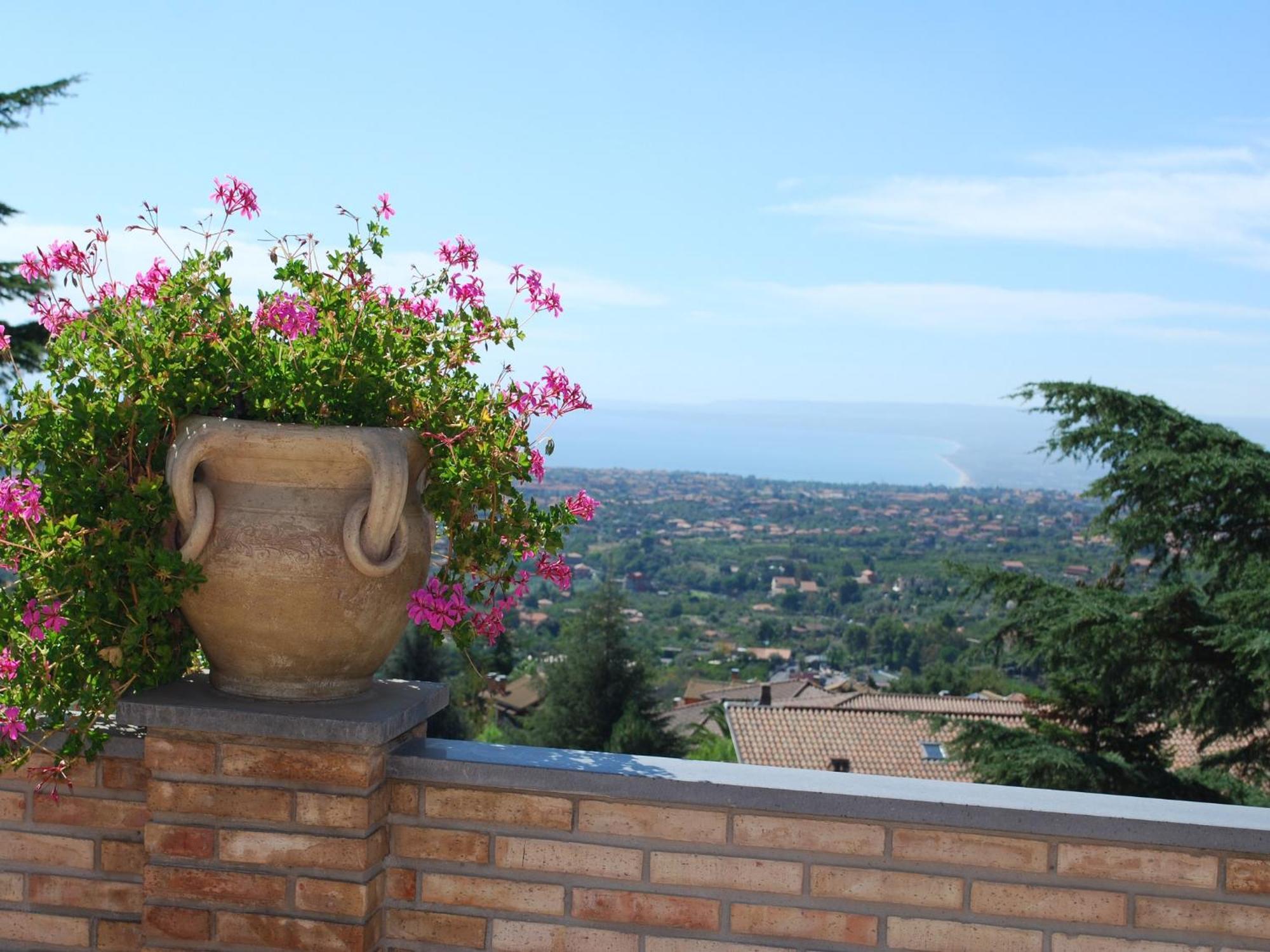 Etna Royal View Aparthotel Trecastagni Rum bild