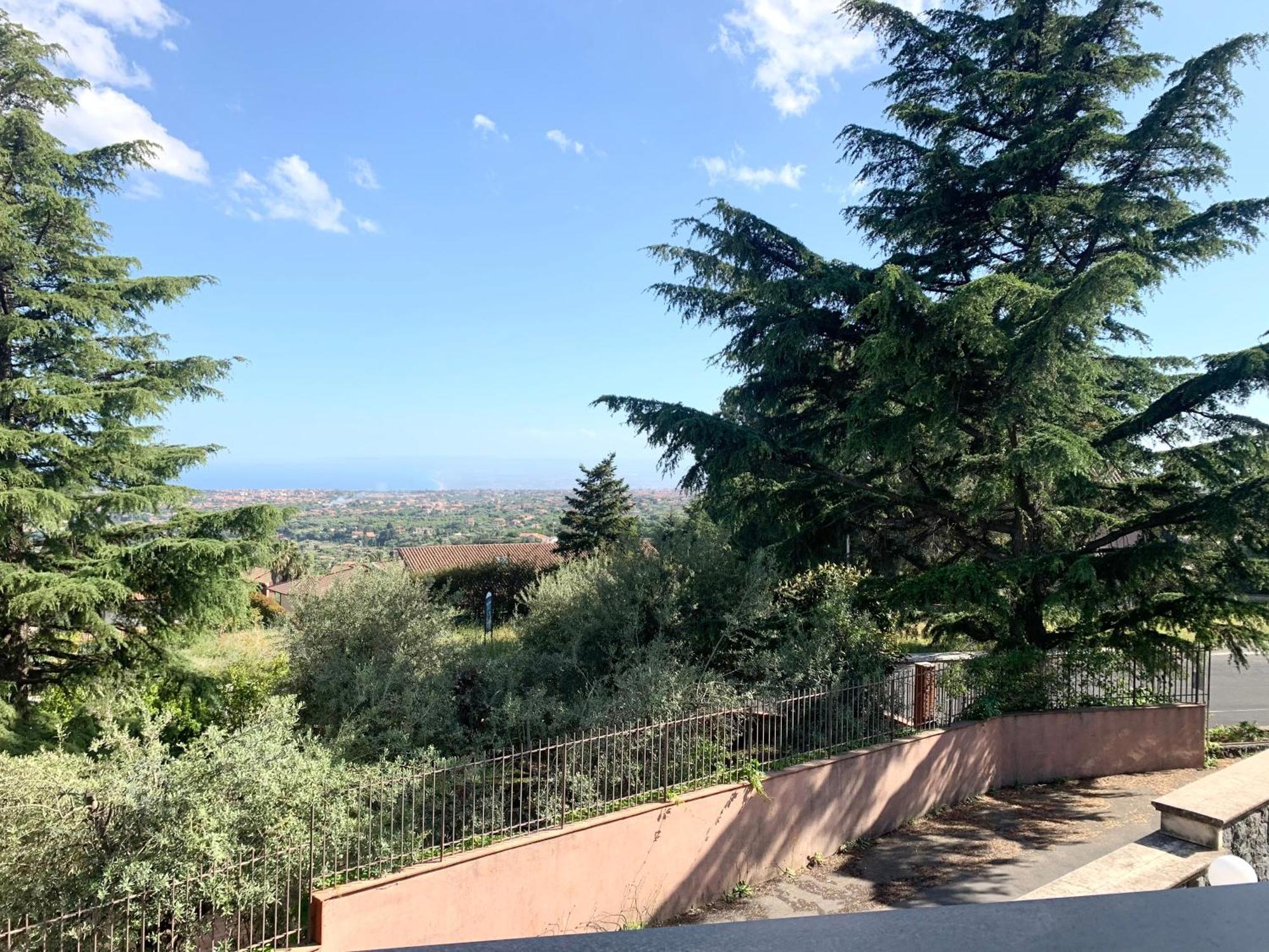 Etna Royal View Aparthotel Trecastagni Exteriör bild