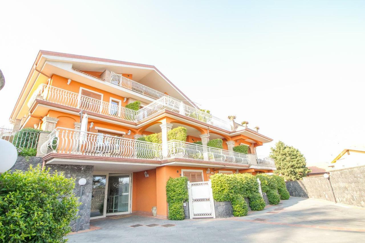 Etna Royal View Aparthotel Trecastagni Exteriör bild